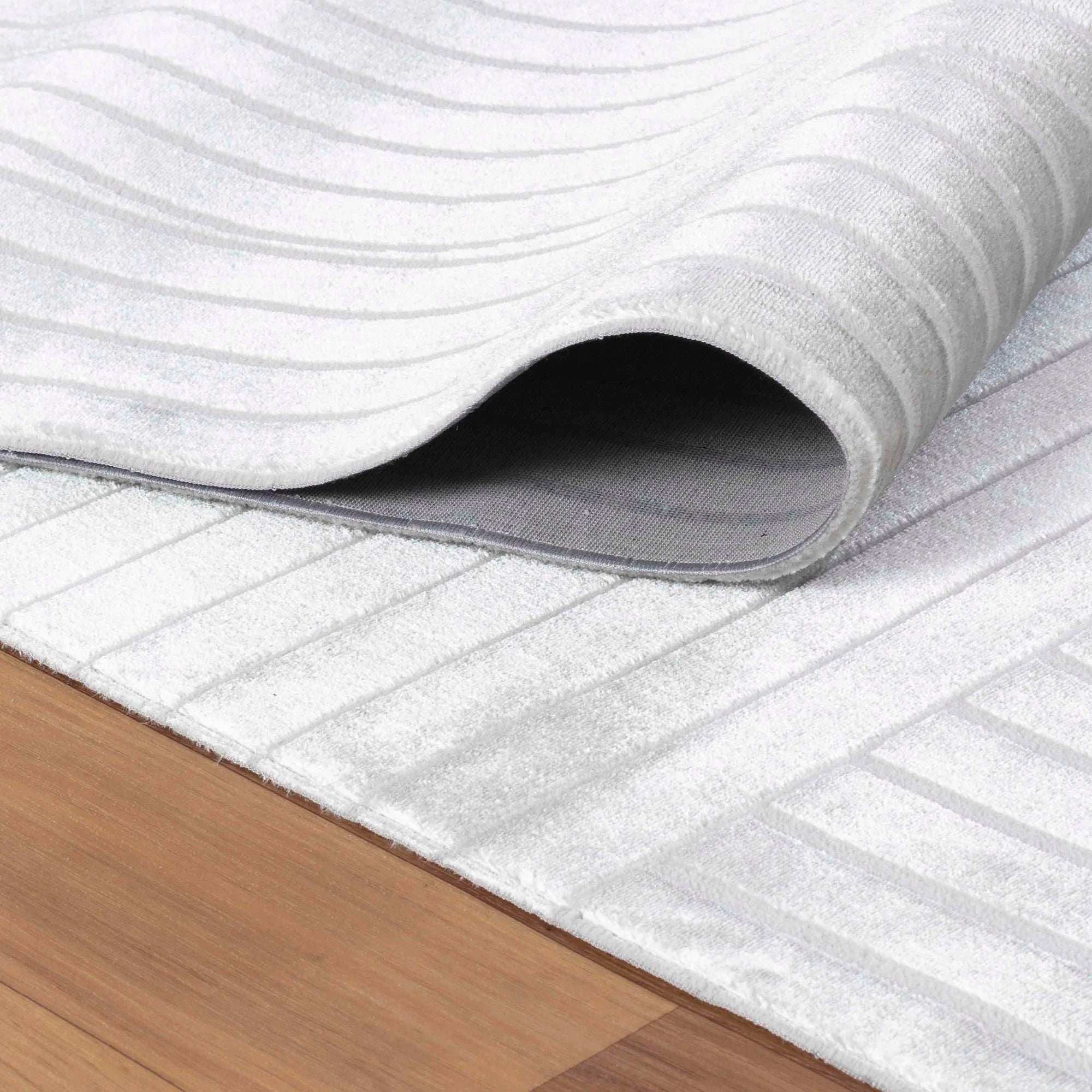 Schlichte Farbe, elegantes, stilvolles Dekor