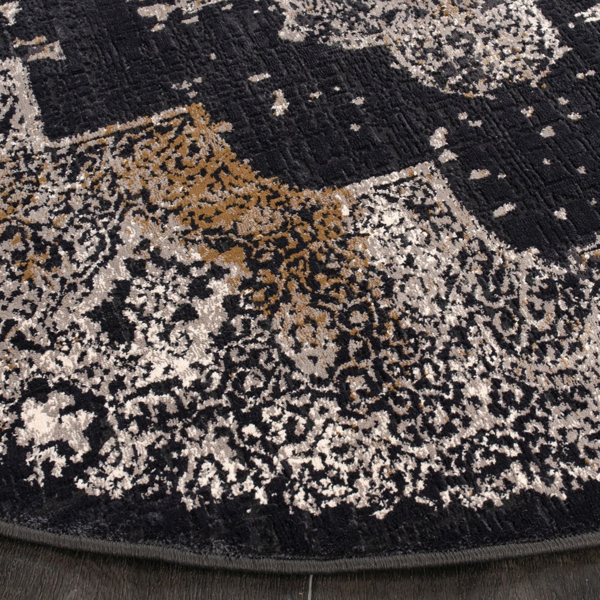 Noir Palace Vintage Medallion Rug