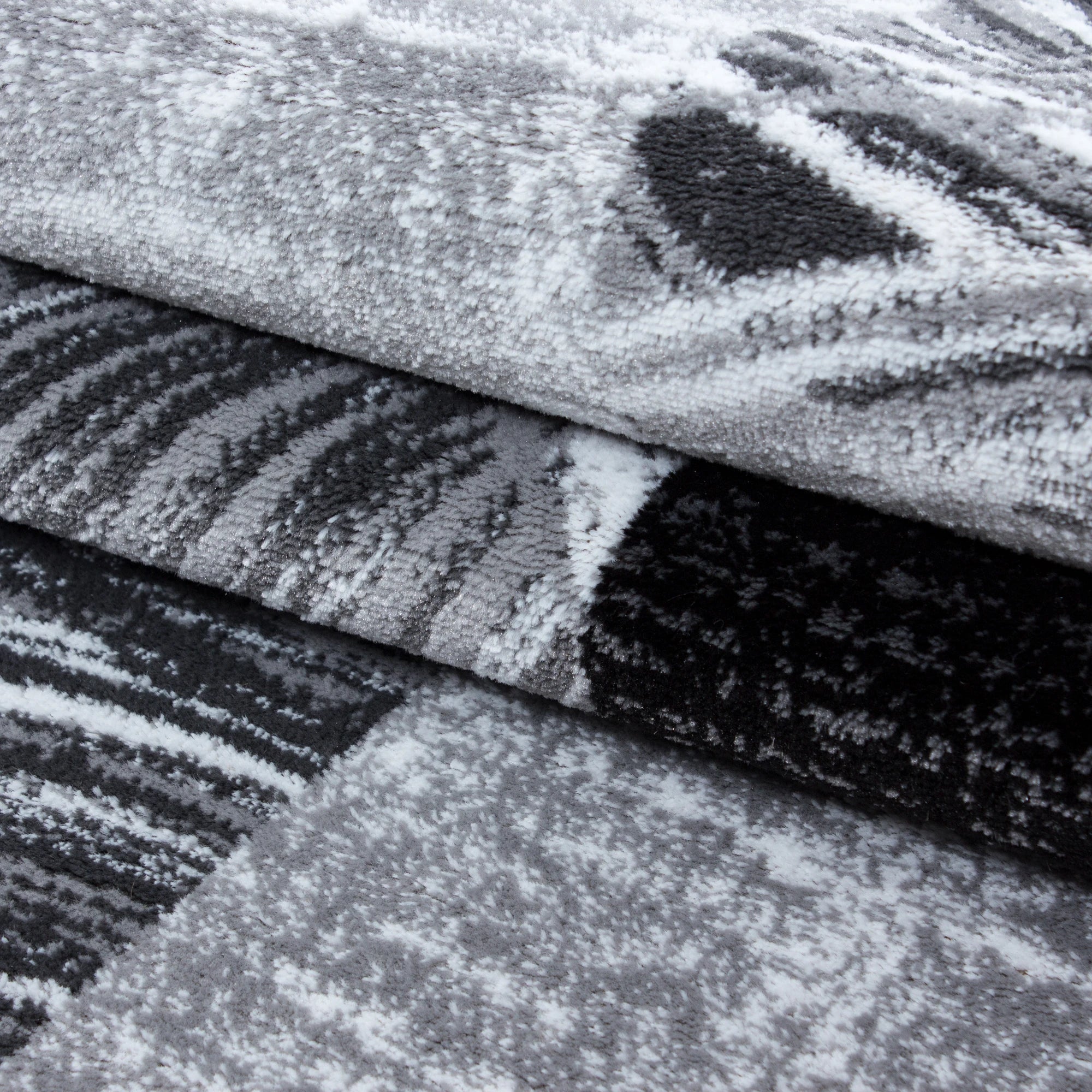 abstract-checkered Checkered Rug Black
