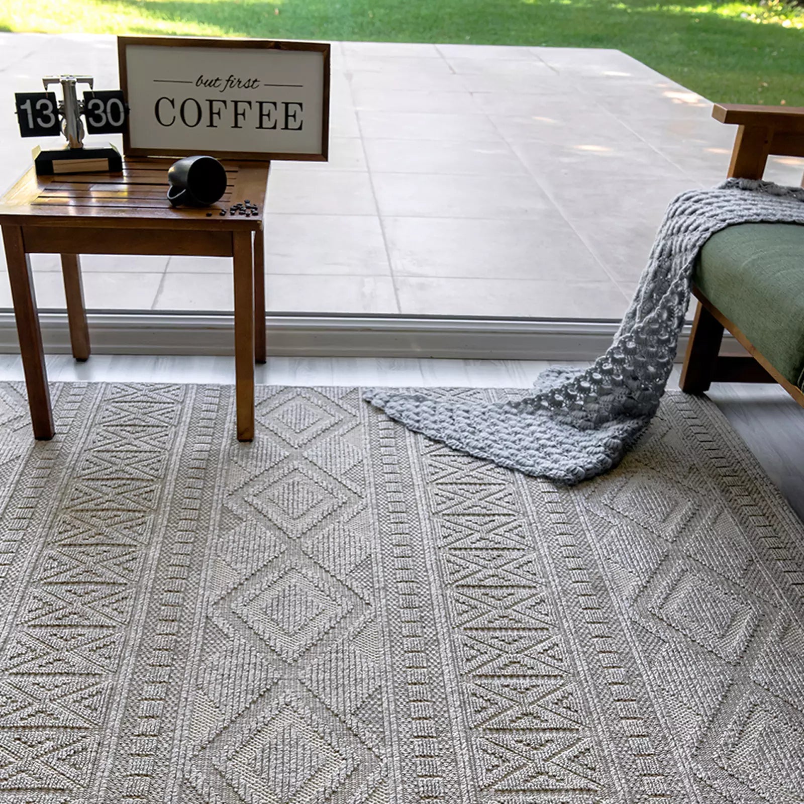 Velmora Plush Woven Boucle Rug Gray - Bella Rugs