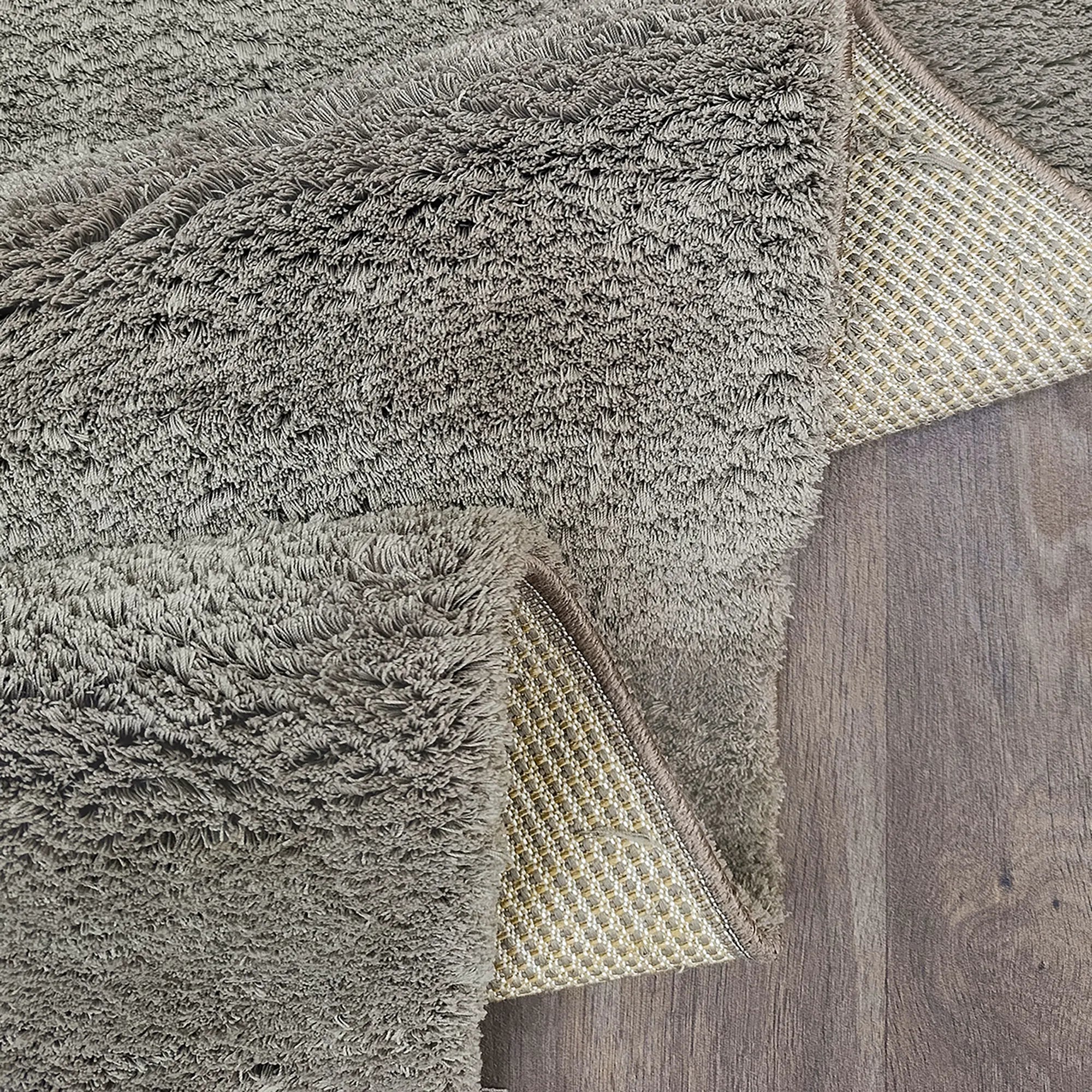 Soft Shaggy Carpet in Mink - Bella Rugs