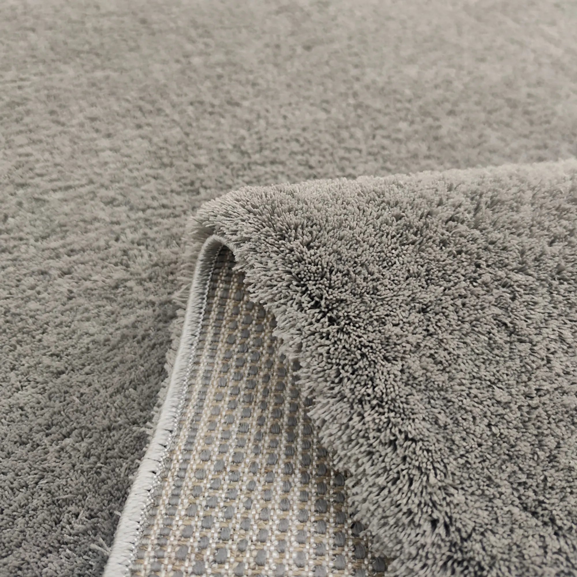Soft Shaggy Carpet in Mink - Bella Rugs