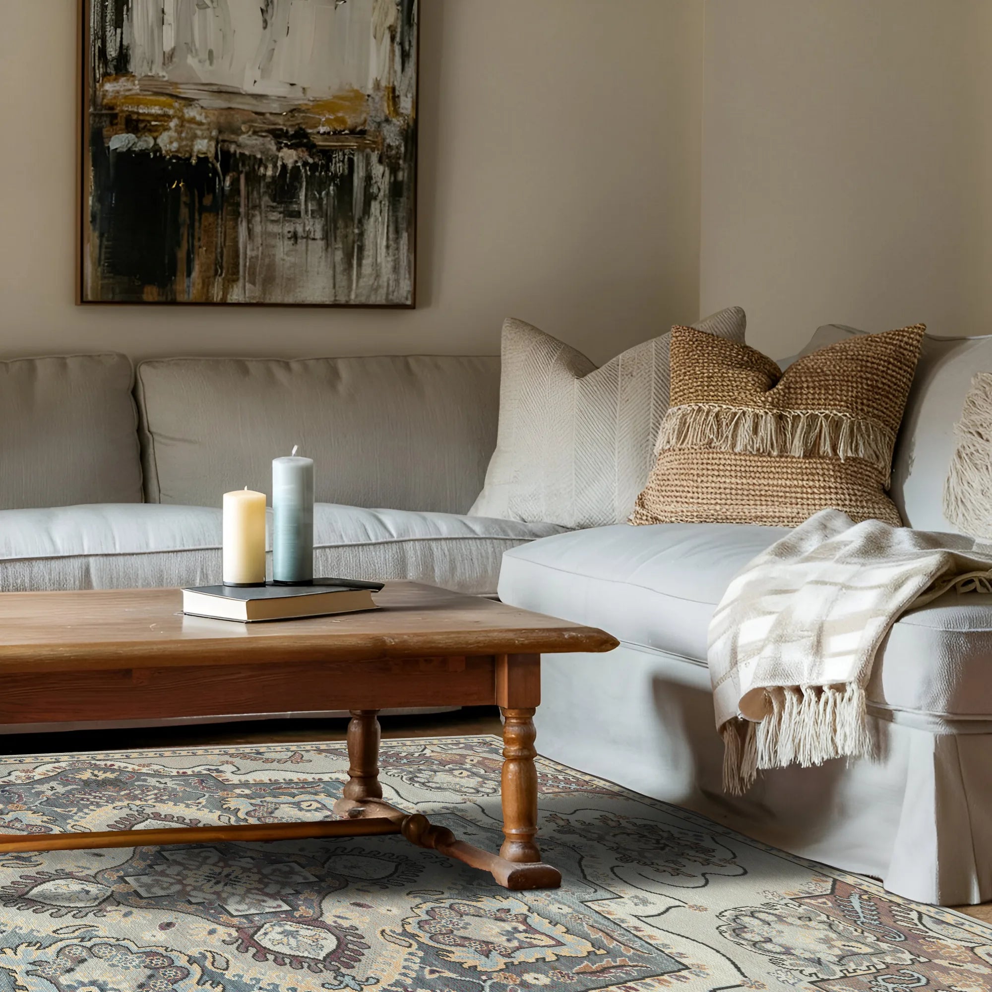 Sultanischer Elfenbeinteppich mit Königlichem Medaillon