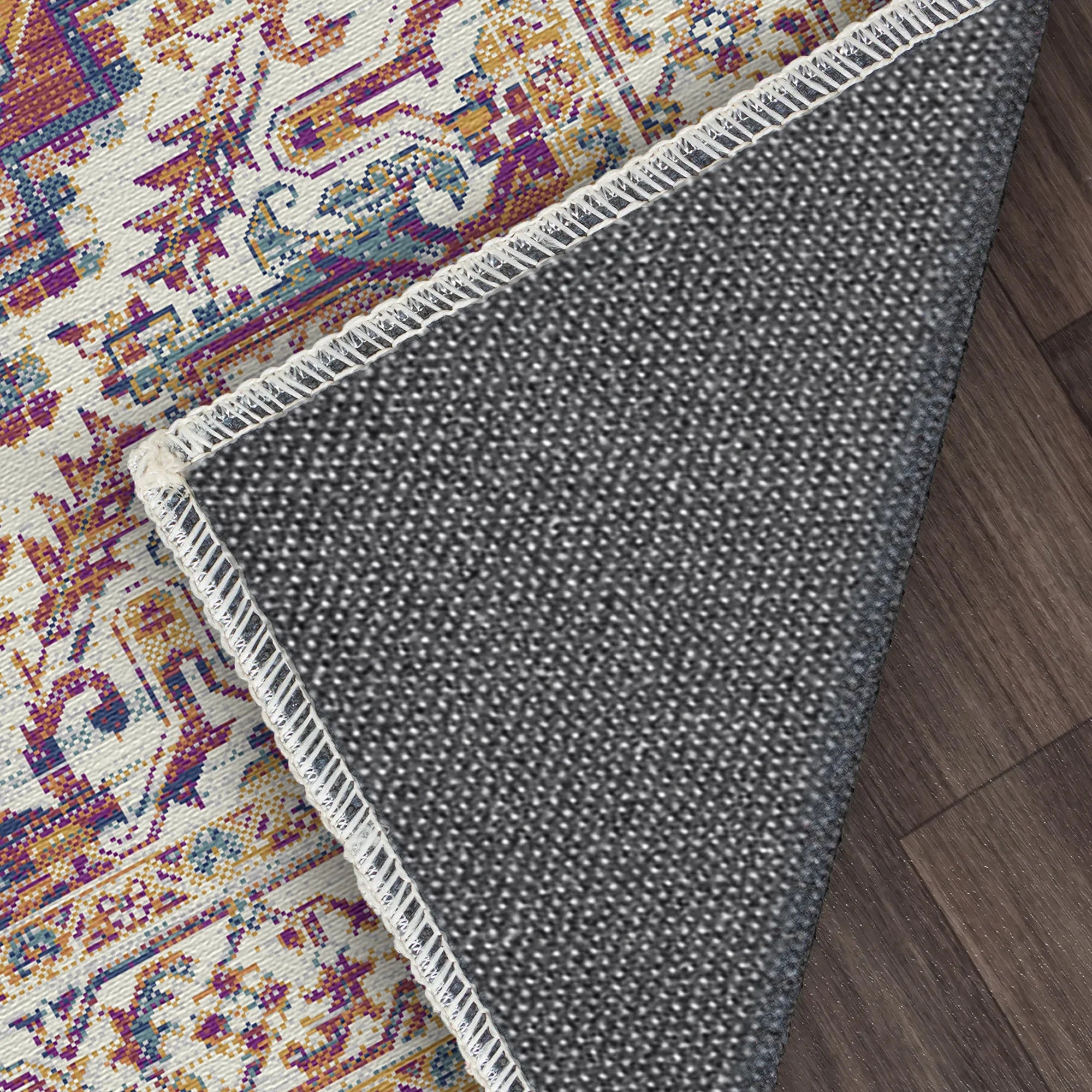 Terrakotta Zitadellen Teppich mit Verziertem Medaillon