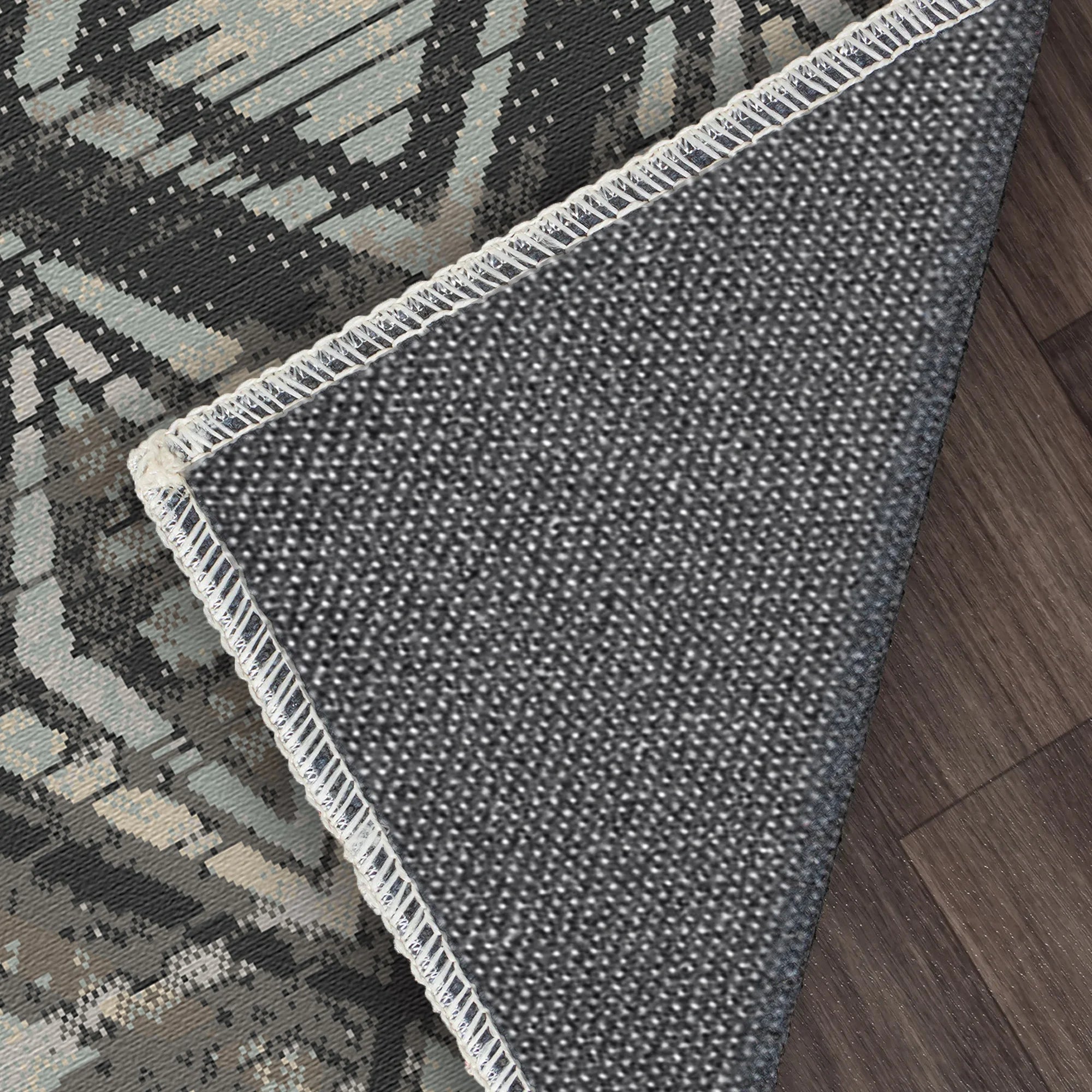 Waschbarer Teppich Badlands Charcoal Geometric