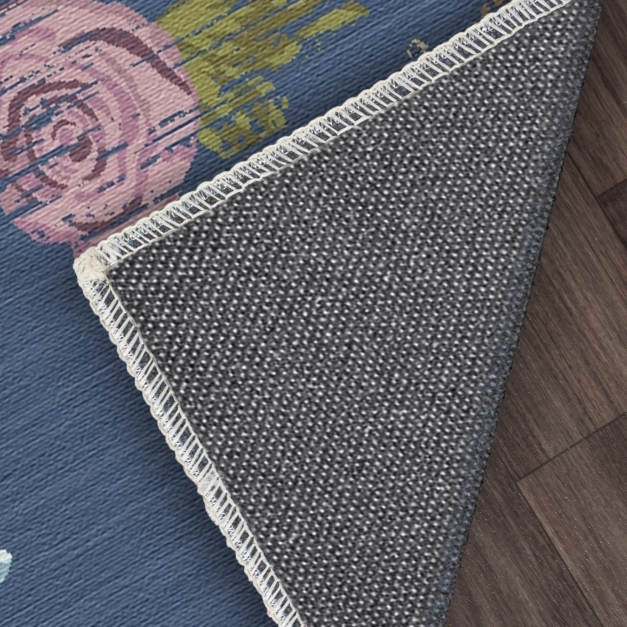 Blauer Vintage Teppich im Used Look