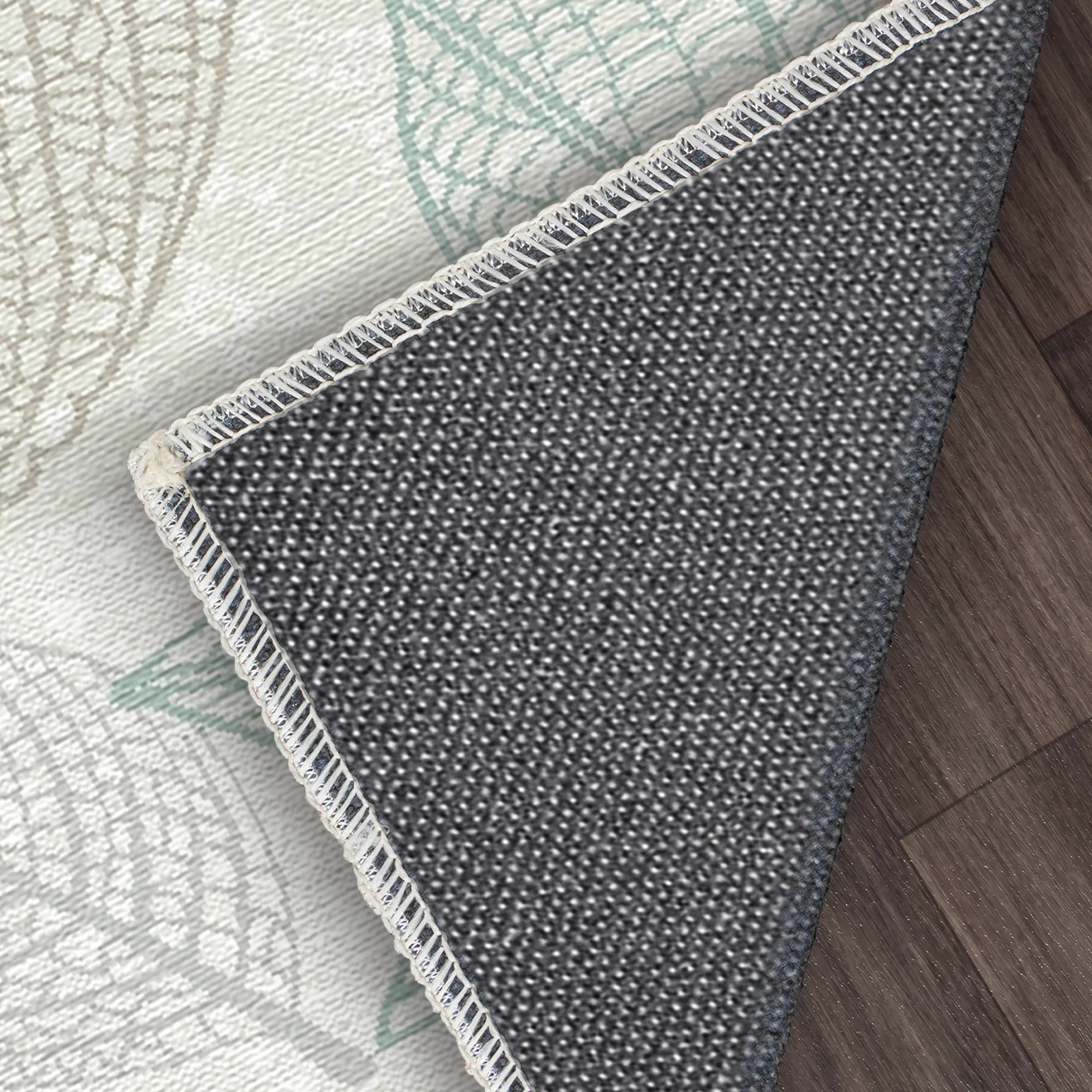 Skelettteppich mit Flüsterndem Blatt