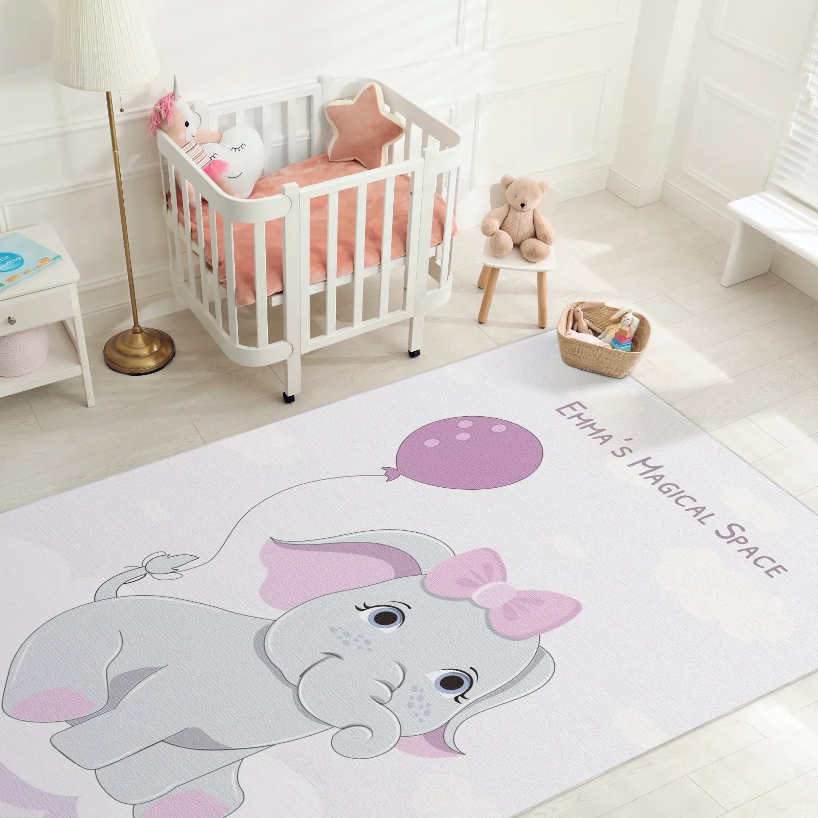 Magischer Elefant mit Ballon | Personalisierbarer Teppich