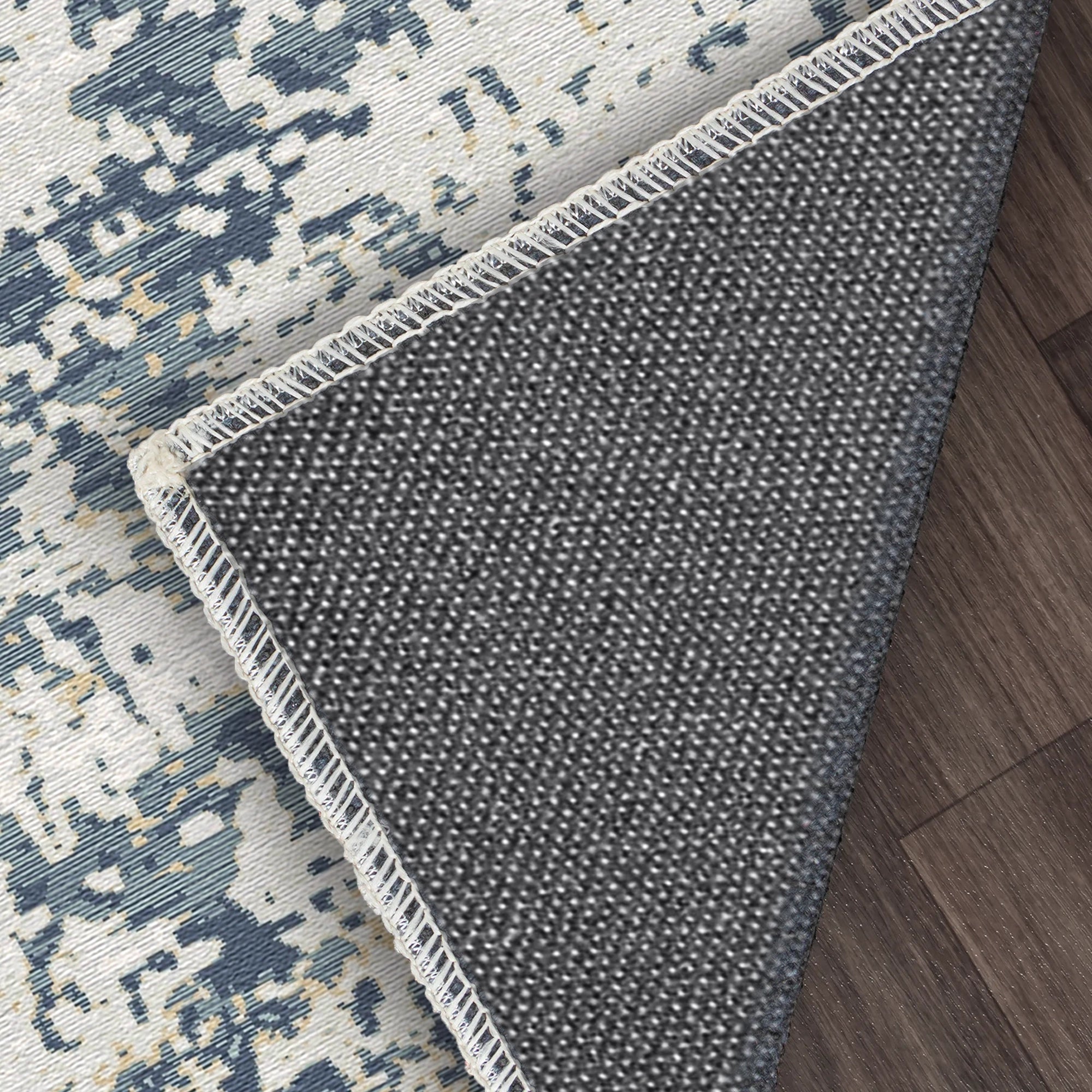 Saphirfarbener Abstrakter Teppich im Used-Look