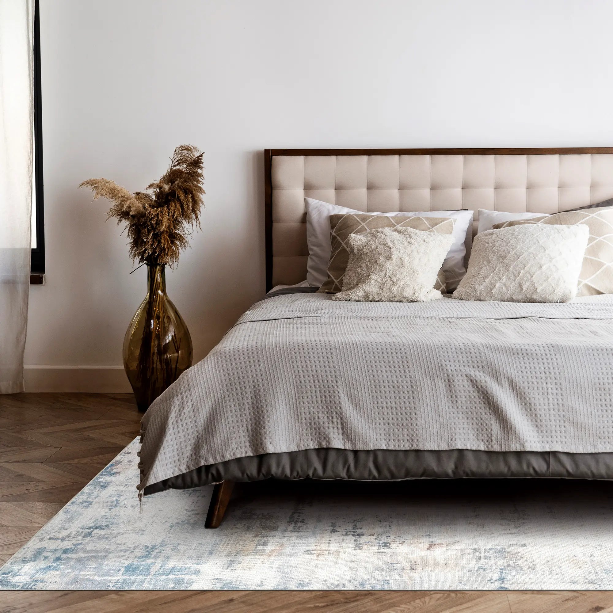 Serene Nimbus Abstrakter Teppich im Used-Look