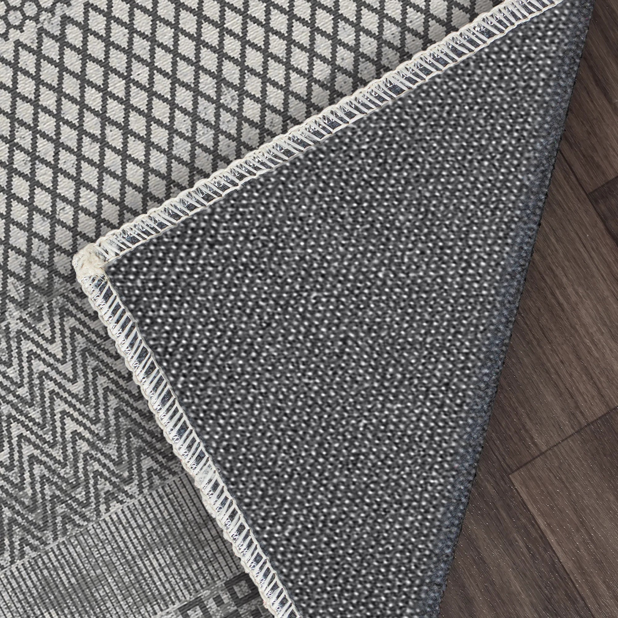 Schiefermosaik-Teppich mit Gebändertem Geometrischem Muster