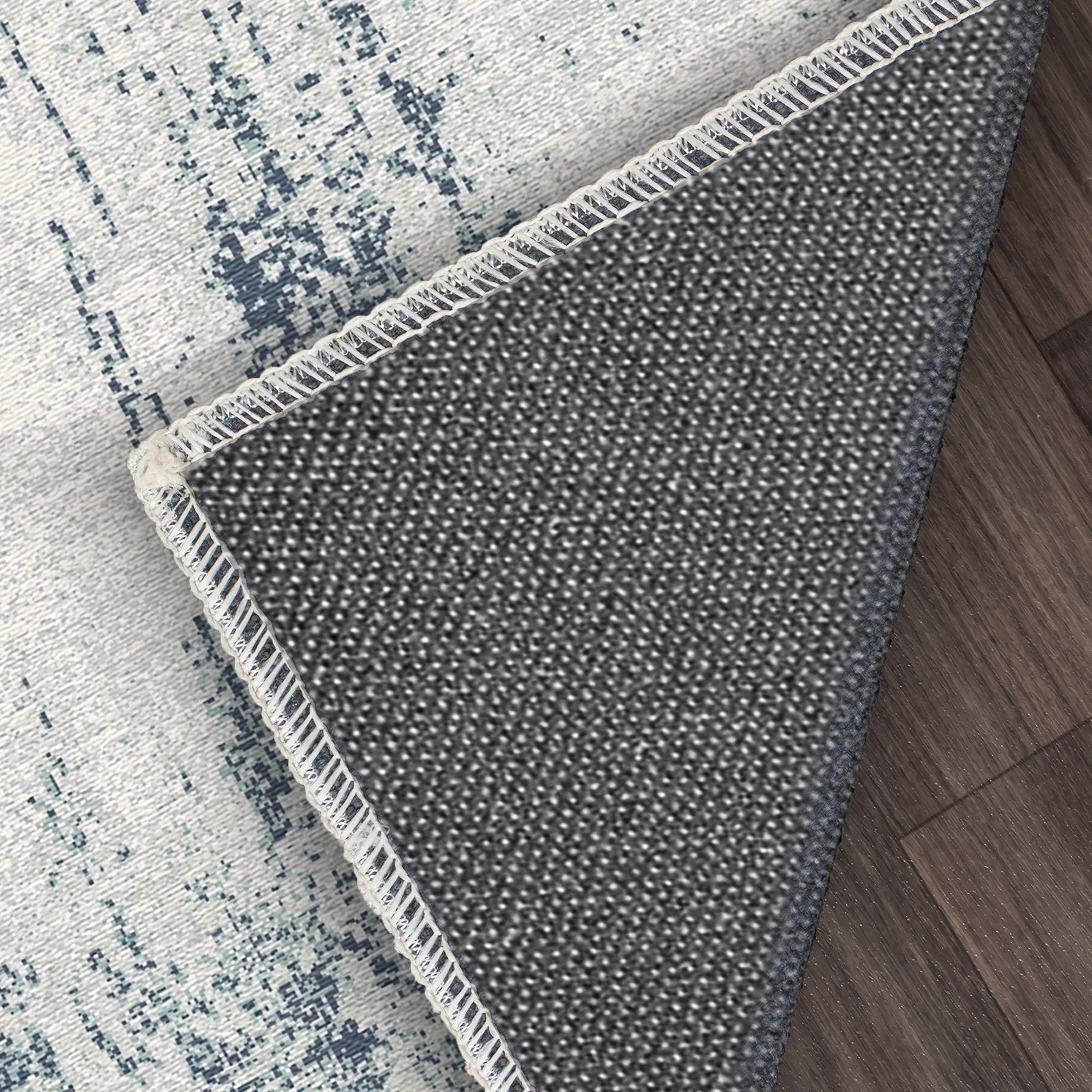 Schieferblauer Drift Teppich im Used-Look