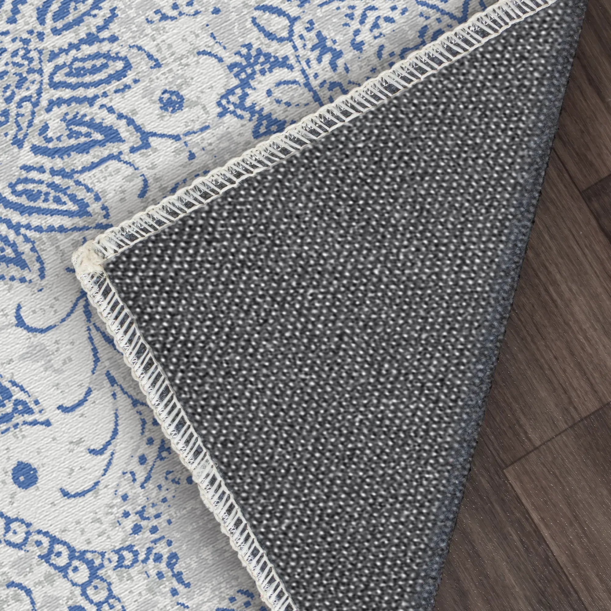 Azure Bloom Distressed Teppich