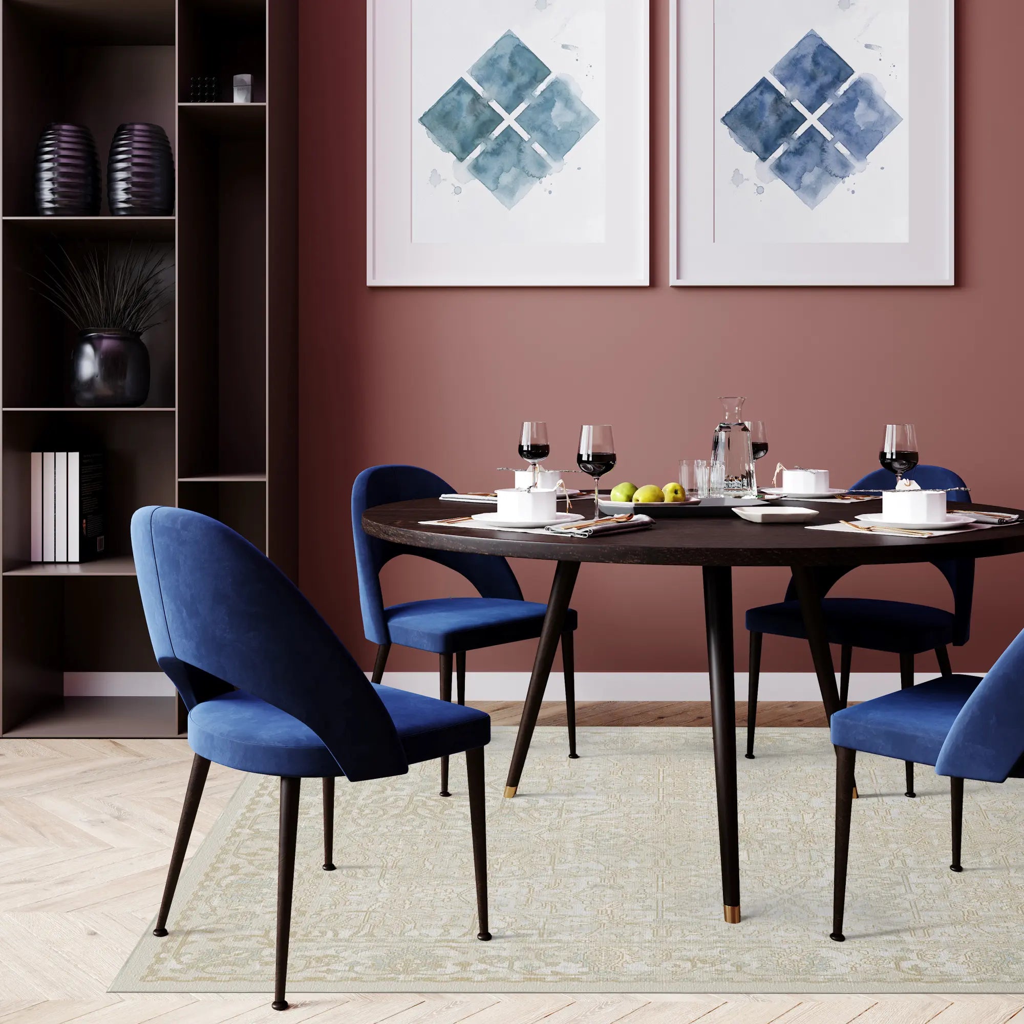 Alabasterfarbener Teppich mit Rankenmuster