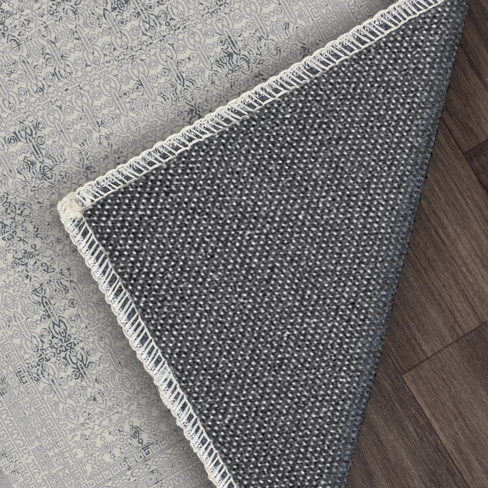 Obsidian Lattice Grauer Teppich