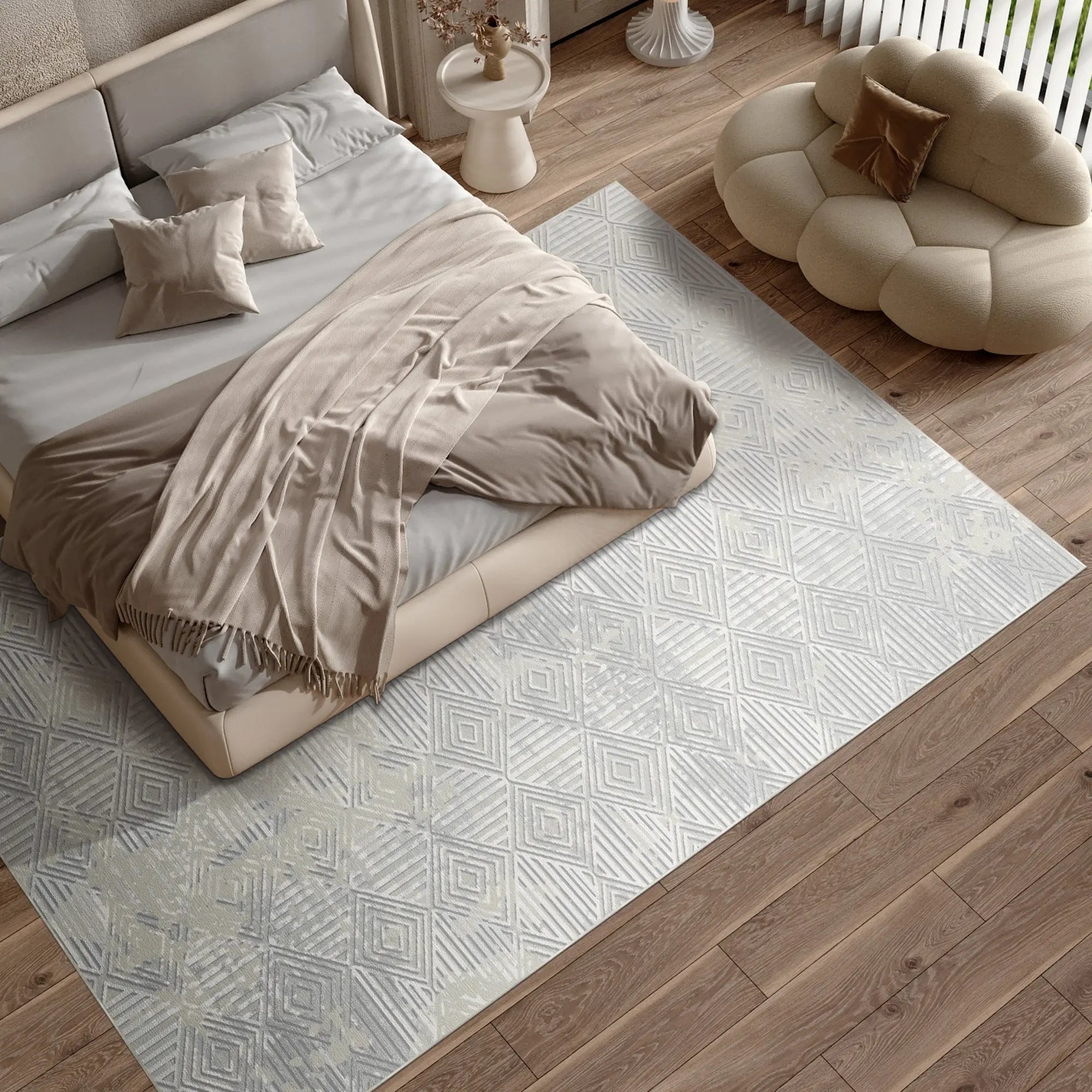 Faceted Echo Abgenutzter Grauer Teppich
