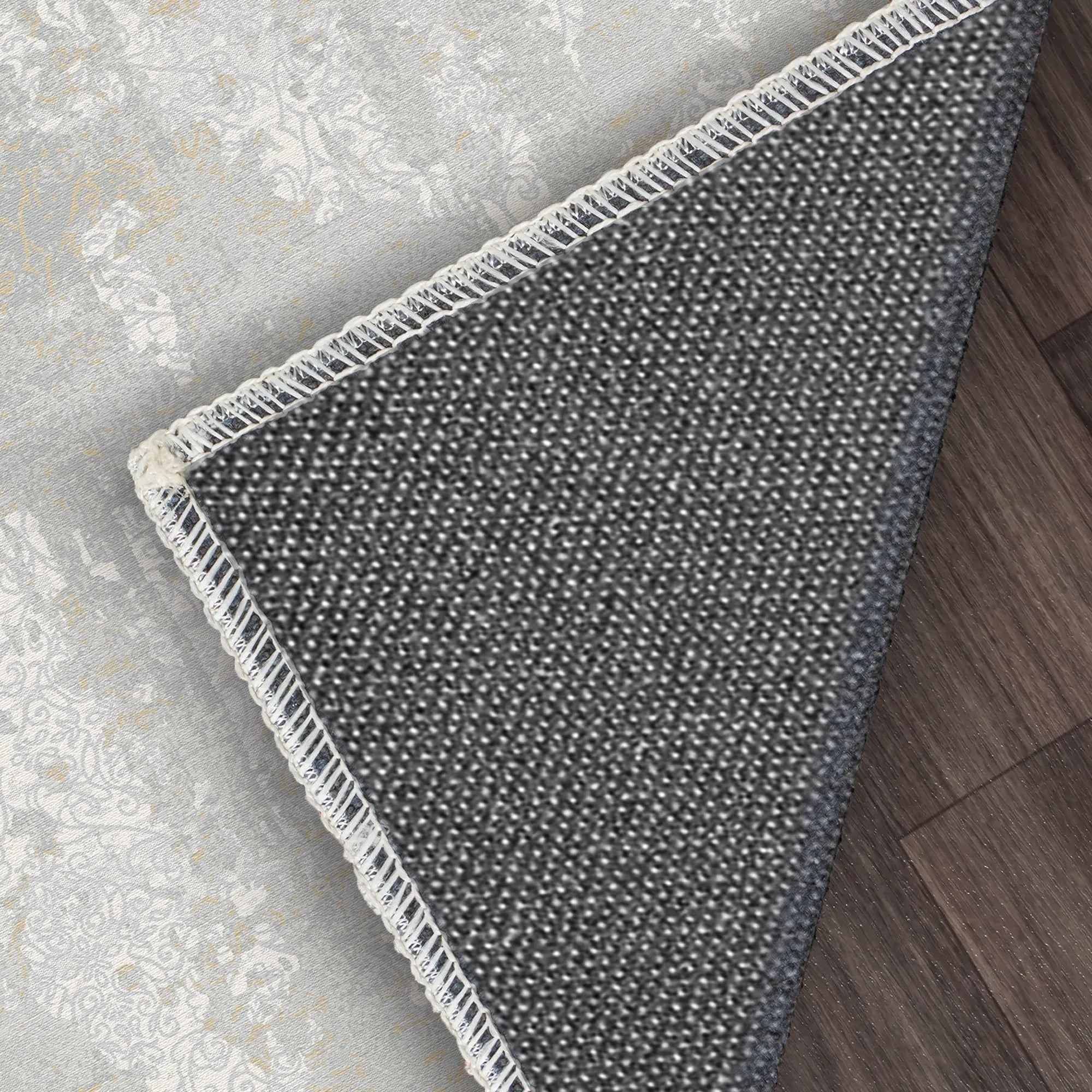 Waschbarer Elfenbeinfarbener Teppich Pergamentsäule